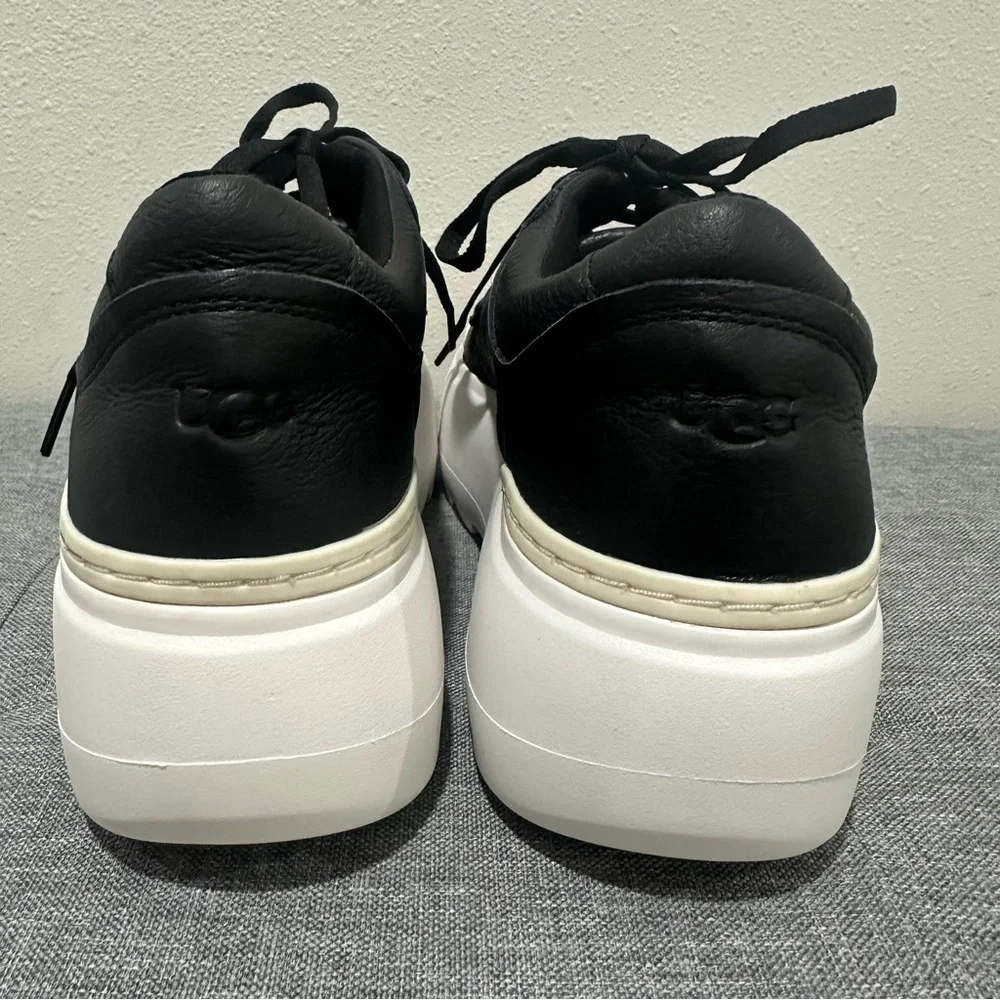 *NWOT* UGG Marin Mega Trainer Sneaker